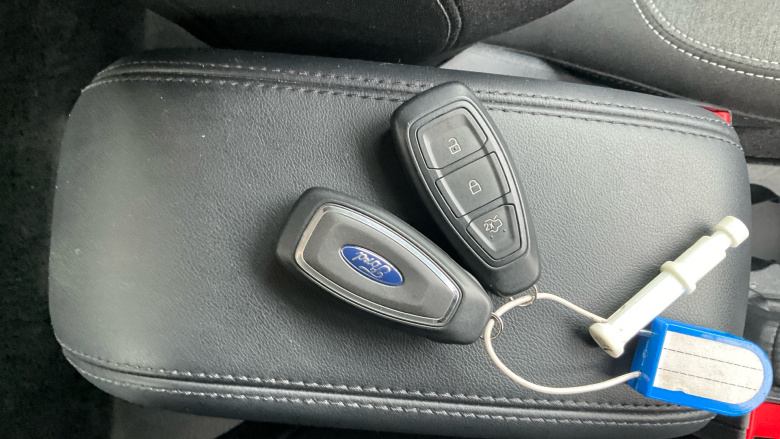 Ford Puma 1.0 EcoBoost Hybrid mHEV Titanium 5dr Petrol Hatchback